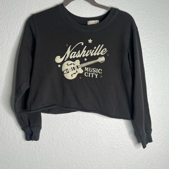 Altar'd State Tops - Altar'd State Nashville Western Brown Cropped Crewneck Size Medium